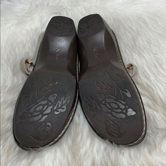 Naot Cream Nubuck Strappy Sandals Sz 40/9 - Picture 6 of 6